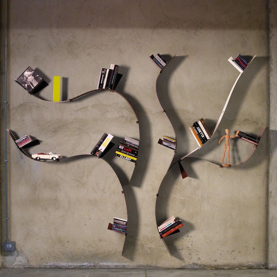 Libreria a parete a forma di albero Wallboarding 1